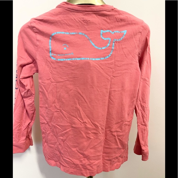 Distressed Vineyard Vines tee! - Picture 3 of 10